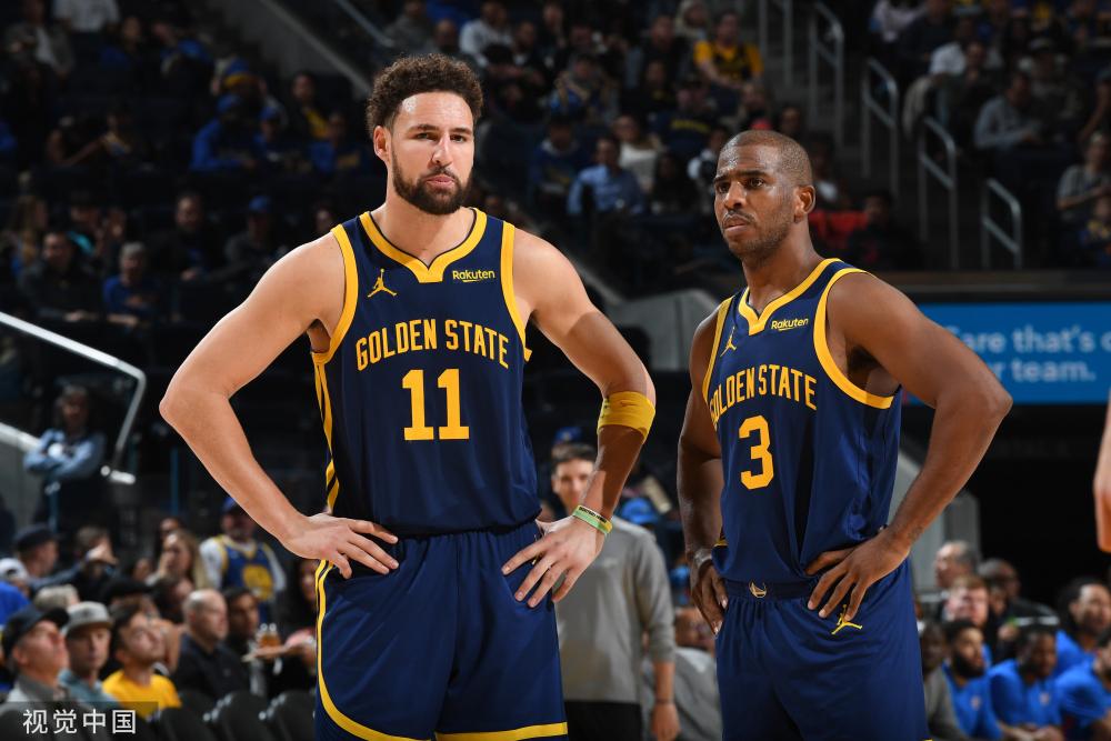 来越多球迷 来越多球迷